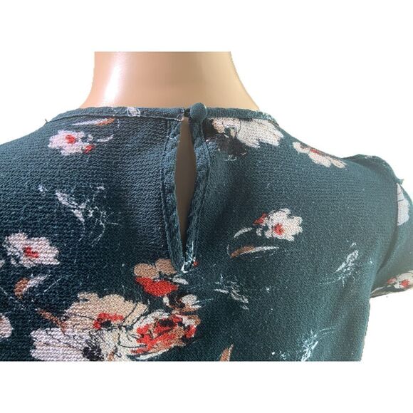 Fun 2 Fun Dark Green Floral Scoop Neck Polyester Womens Blouse Size Medium - Picture 5 of 13